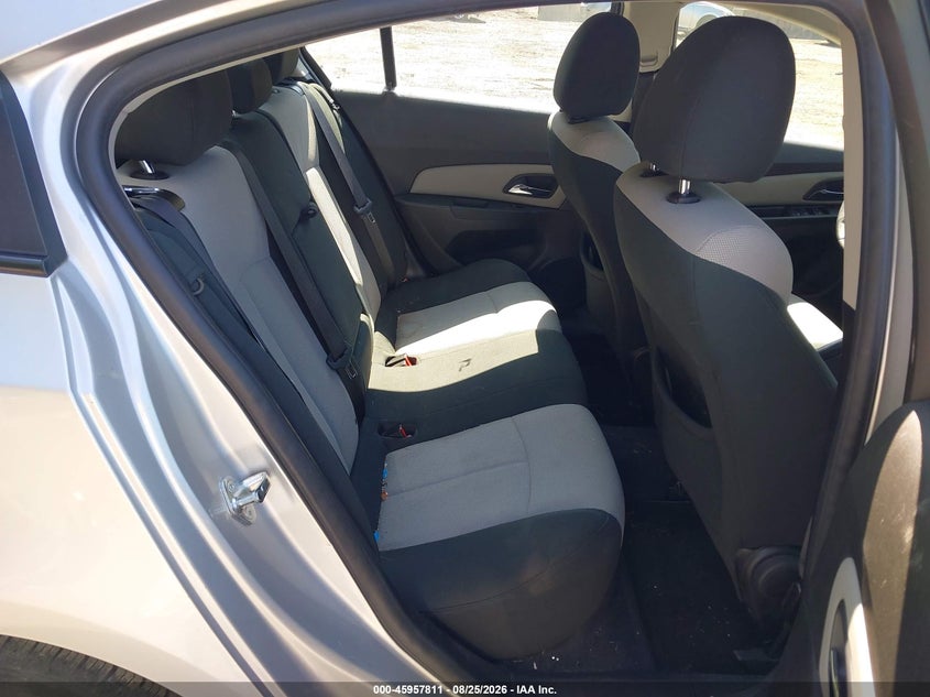 2011 CHEVROLET CRUZE auction photo 8