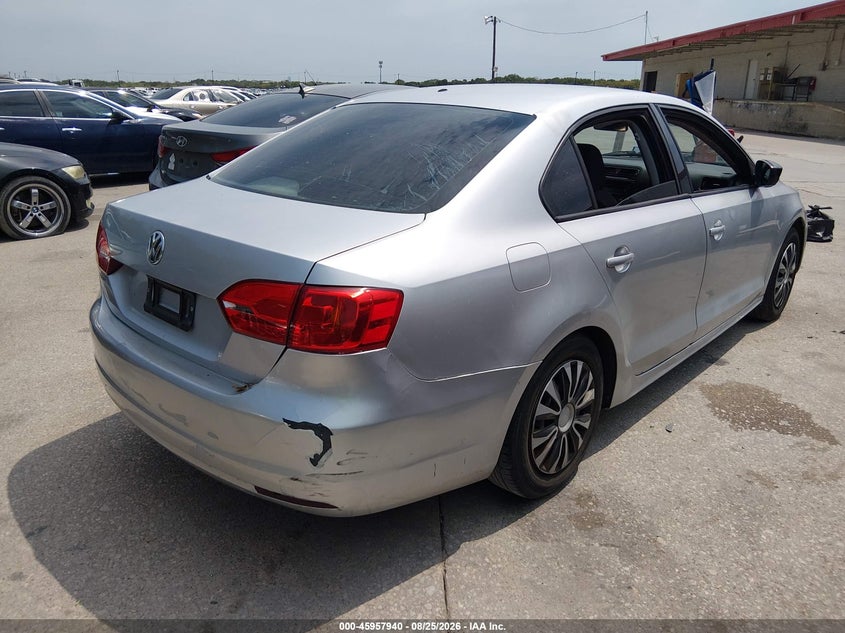 2014 VOLKSWAGEN JETTA auction photo 4