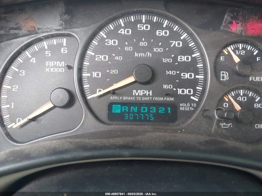 2002 CHEVROLET SUBURBAN 1500 auction photo 7