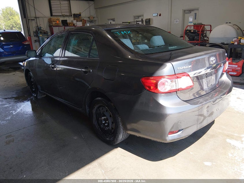 Vin: 2t1bu4ee9cc800041, lot: 46457207, toyota corolla le 20123