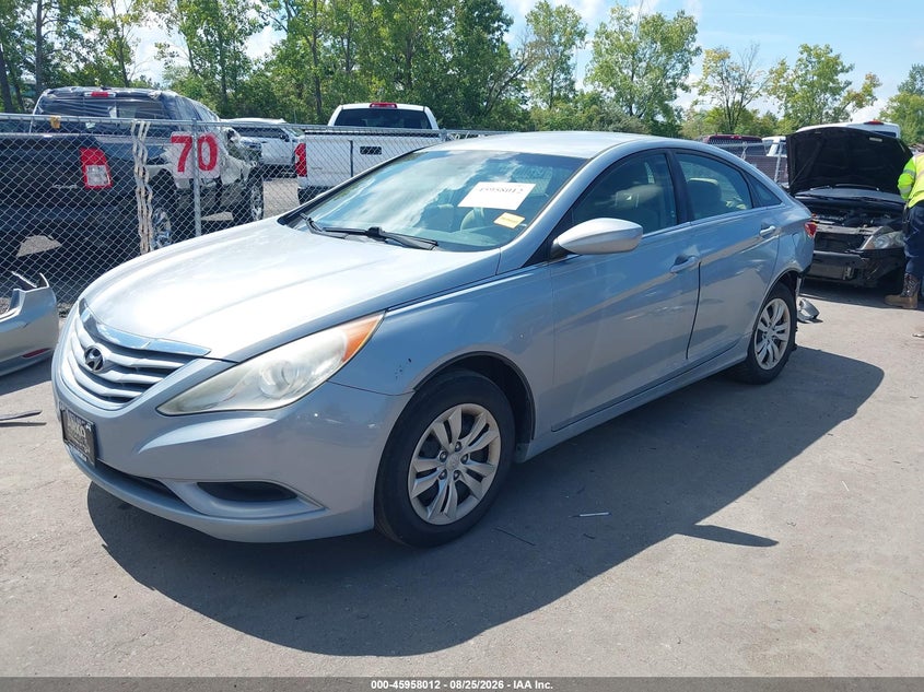 2011 Hyundai Sonata, Rear, IAAI, VIN 5NPEB4AC5BH221731 — photo 2