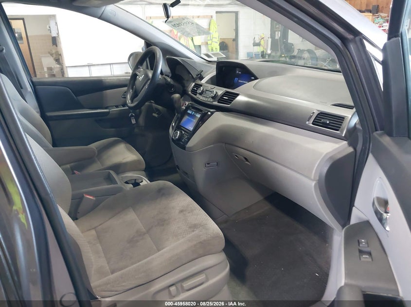 2016 HONDA ODYSSEY auction photo 5