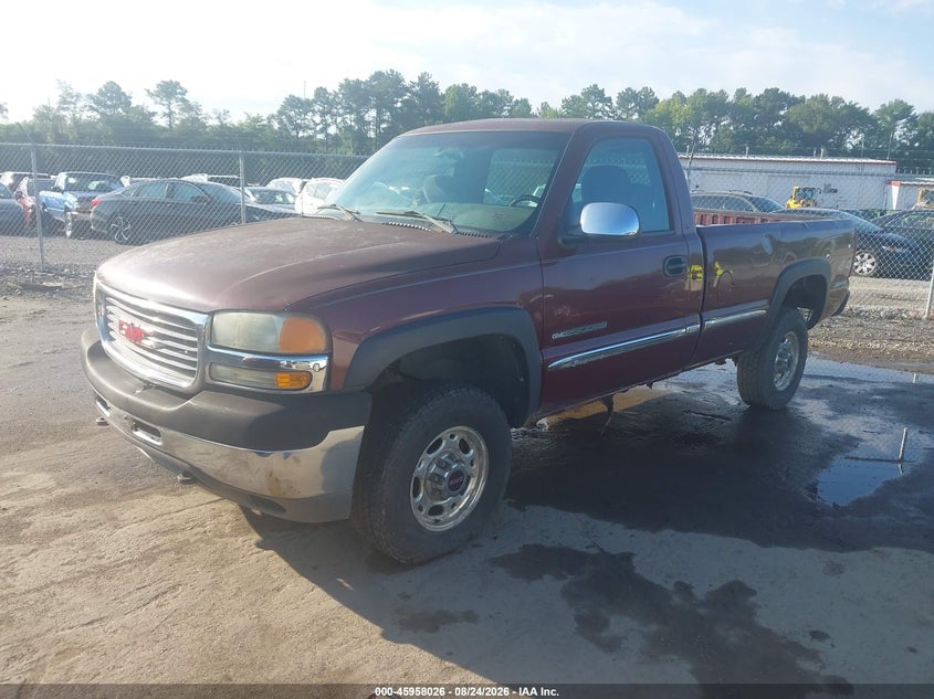 2002 GMC SIERRA 2500HD auction photo 2