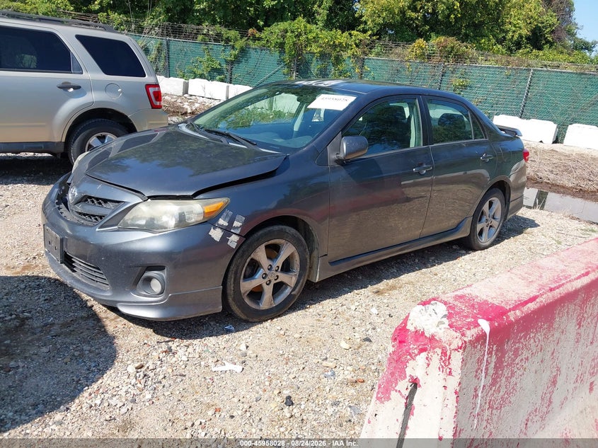 2013 Toyota Corolla, Обычный износ, IAAI, VIN 2T1BU4EE4DC960457 — фото 2