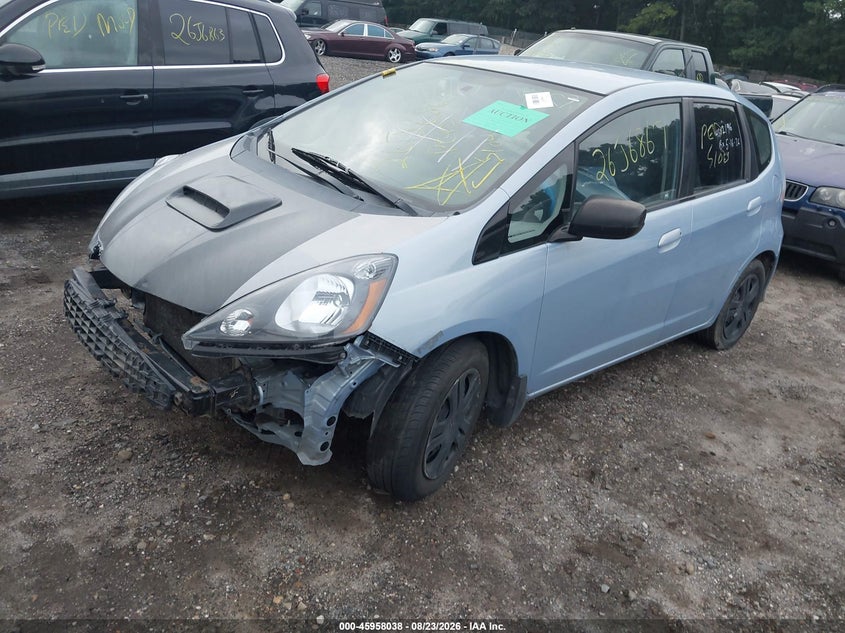 2010 Honda Fit, Front & Rear, IAAI, VIN JHMGE8H2XAS005392 — photo 2