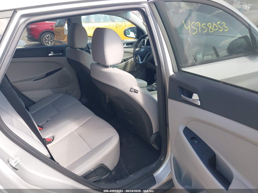 2020 HYUNDAI TUCSON auction photo 8