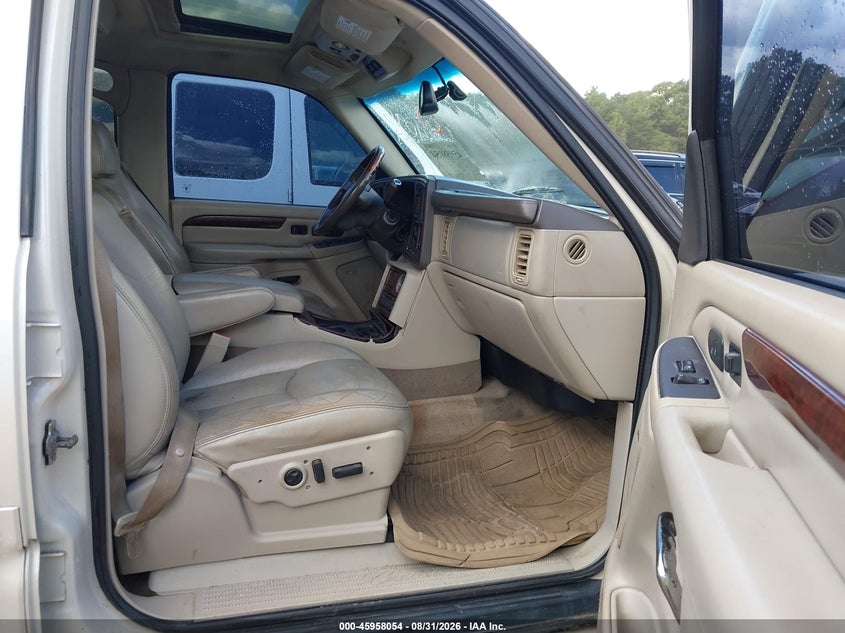 2005 CADILLAC ESCALADE ESV auction photo 5
