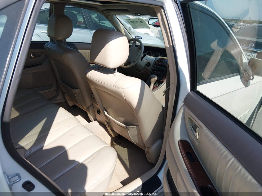 2000 TOYOTA AVALON auction photo 8