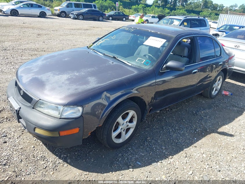 1996 NISSAN MAXIMA auction photo 2