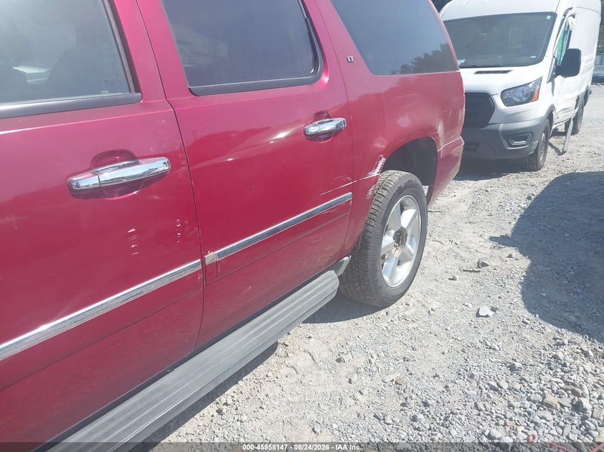 CHEVROLET SUBURBAN 2011 VIN 1GNSKJE31BR220197