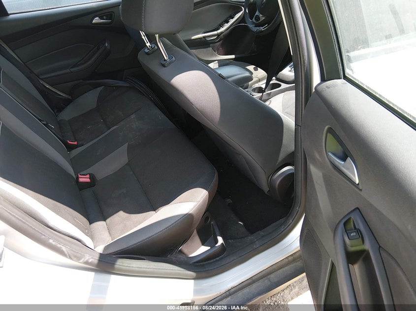 2014 FORD FOCUS auction photo 8