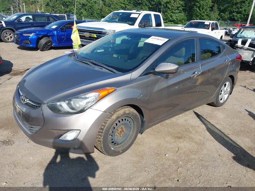 2013 HYUNDAI ELANTRA auction photo 2