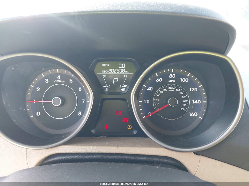 2013 HYUNDAI ELANTRA auction photo 7