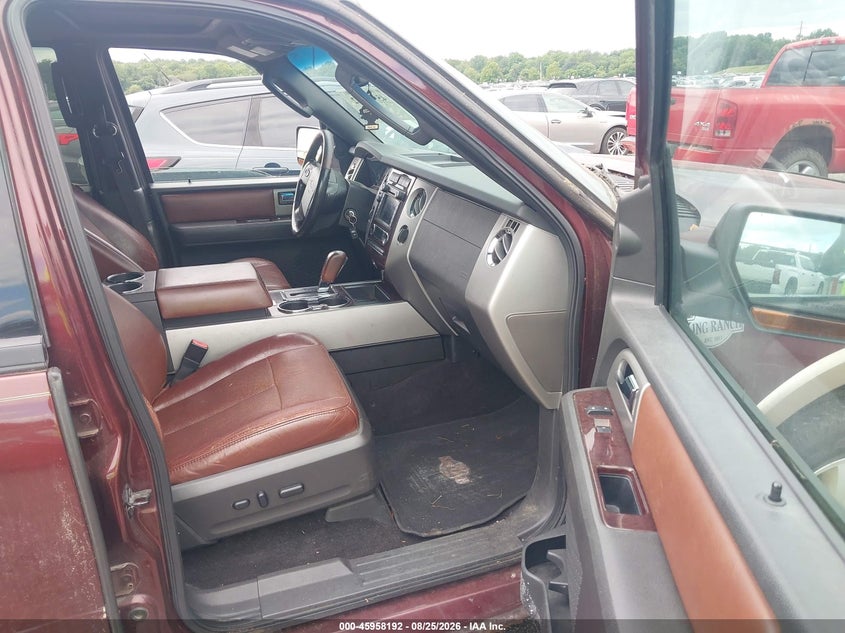 2011 FORD EXPEDITION auction photo 5