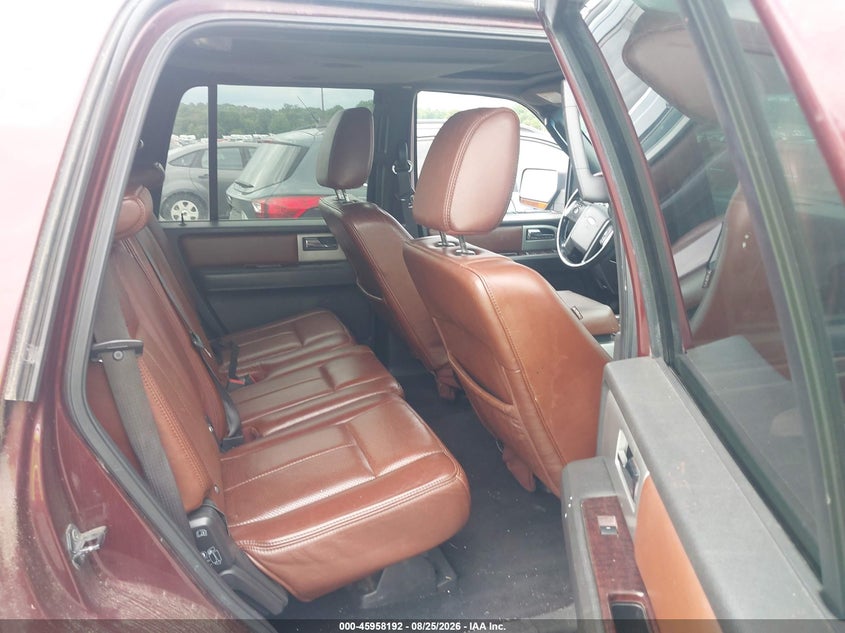 2011 FORD EXPEDITION auction photo 8
