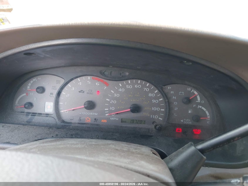 2004 TOYOTA SEQUOIA auction photo 7