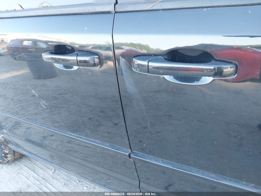 2015 DODGE GRAND CARAVAN auction photo 6