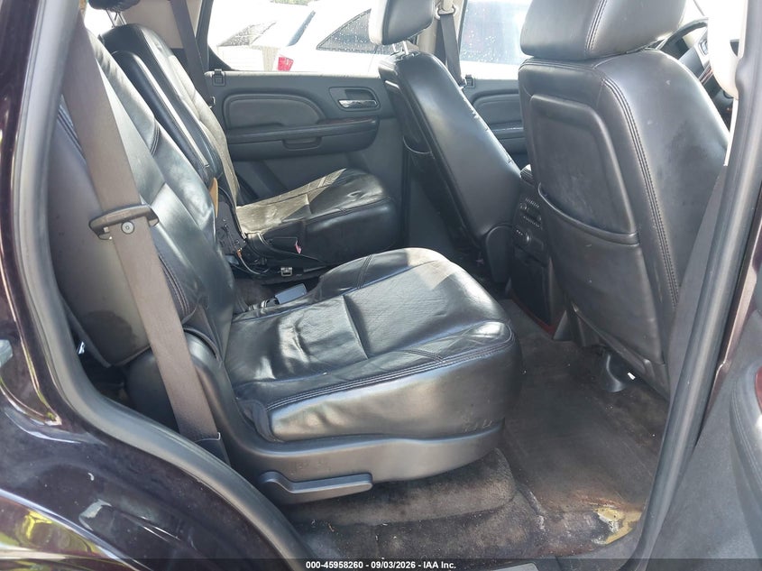 2009 CADILLAC ESCALADE auction photo 8