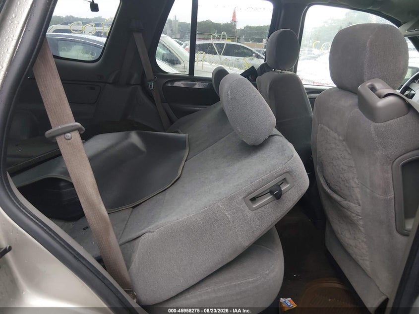 2003 GMC ENVOY auction photo 8