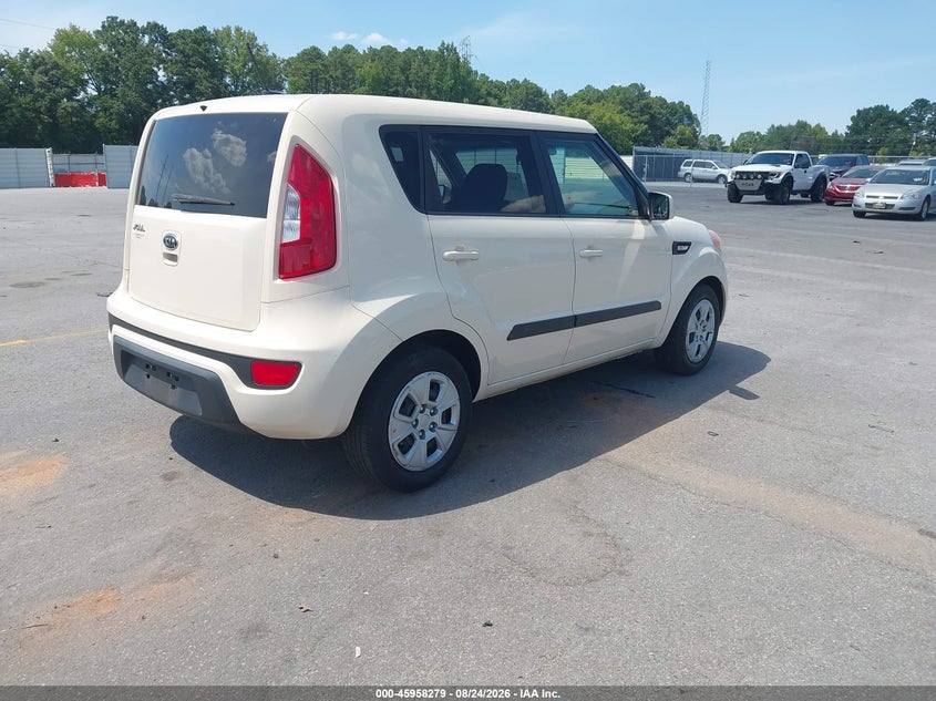 2012 KIA SOUL auction photo 4