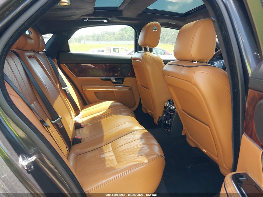 2013 JAGUAR XJ auction photo 8