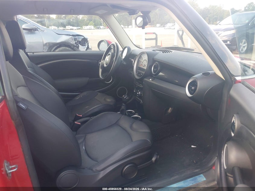 2012 MINI COOPER S auction photo 5