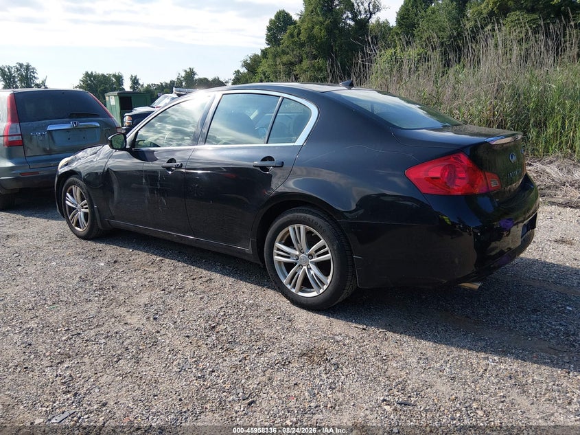 2013 INFINITI G37X — zdjęcie 3