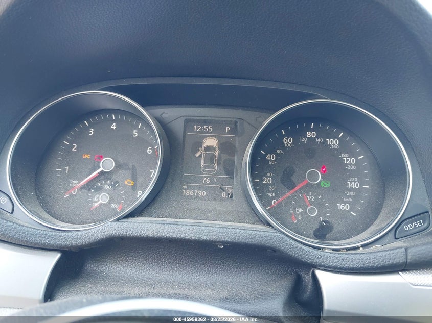 2016 VOLKSWAGEN PASSAT auction photo 7