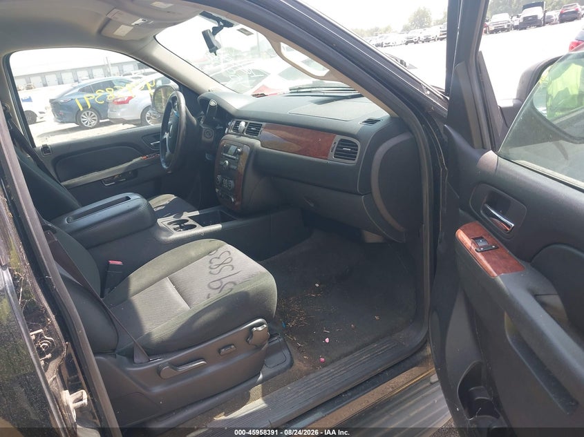 2013 CHEVROLET TAHOE auction photo 5
