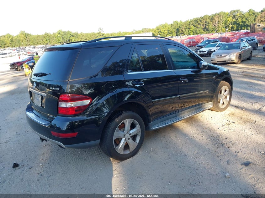 2010 MERCEDES-BENZ ML 350 BLUETEC auction photo 4