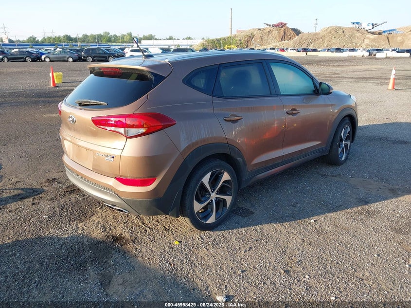 2016 HYUNDAI TUCSON auction photo 4