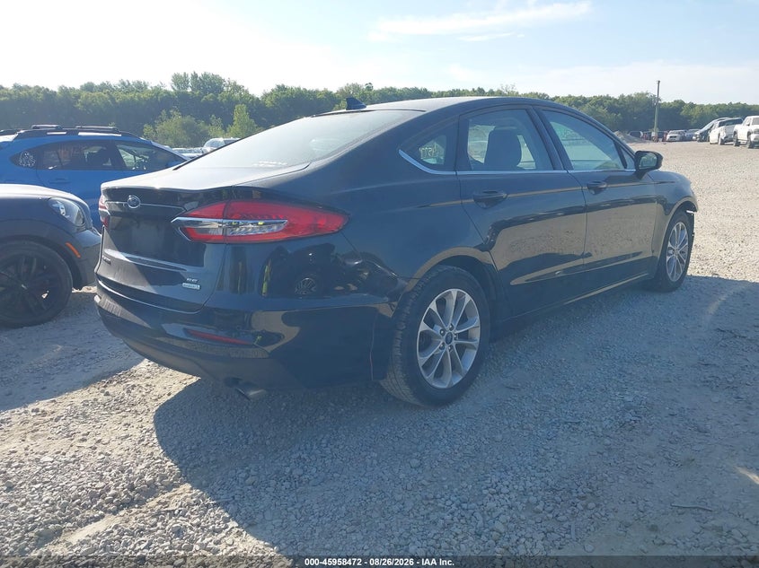 2019 FORD FUSION auction photo 4