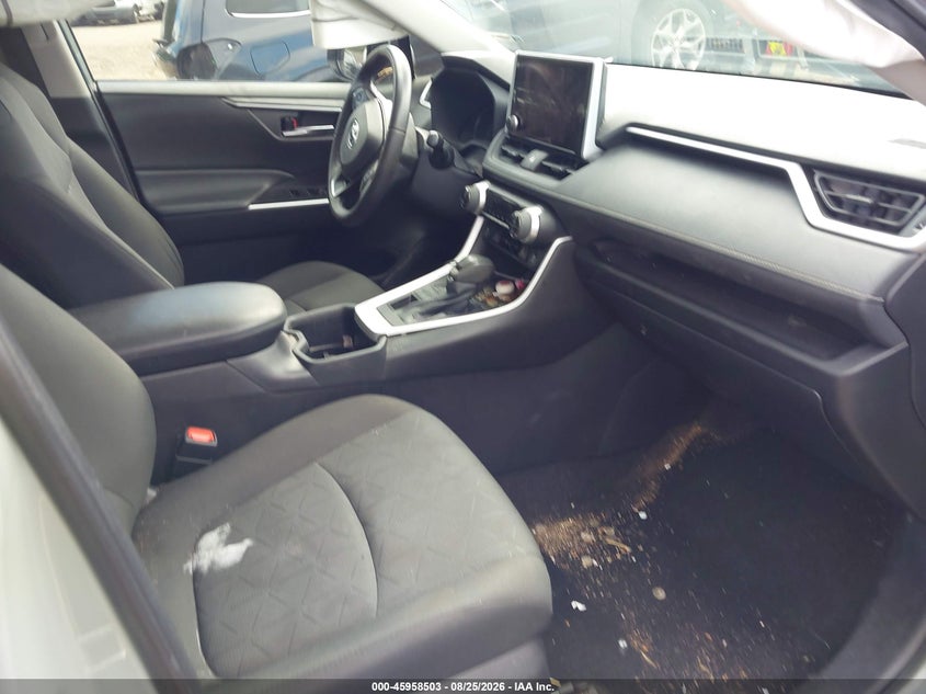 TOYOTA RAV4 - zdjęcie 5