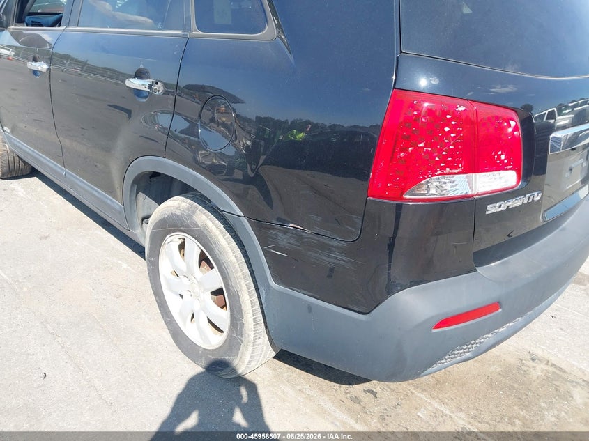 2011 KIA SORENTO auction photo 6