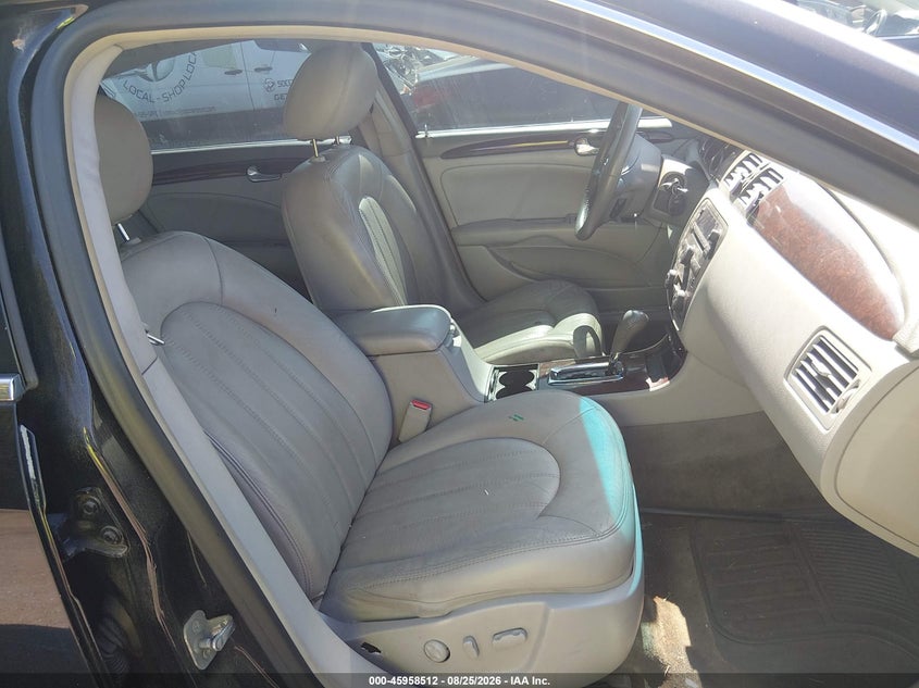 2011 BUICK LUCERNE auction photo 5
