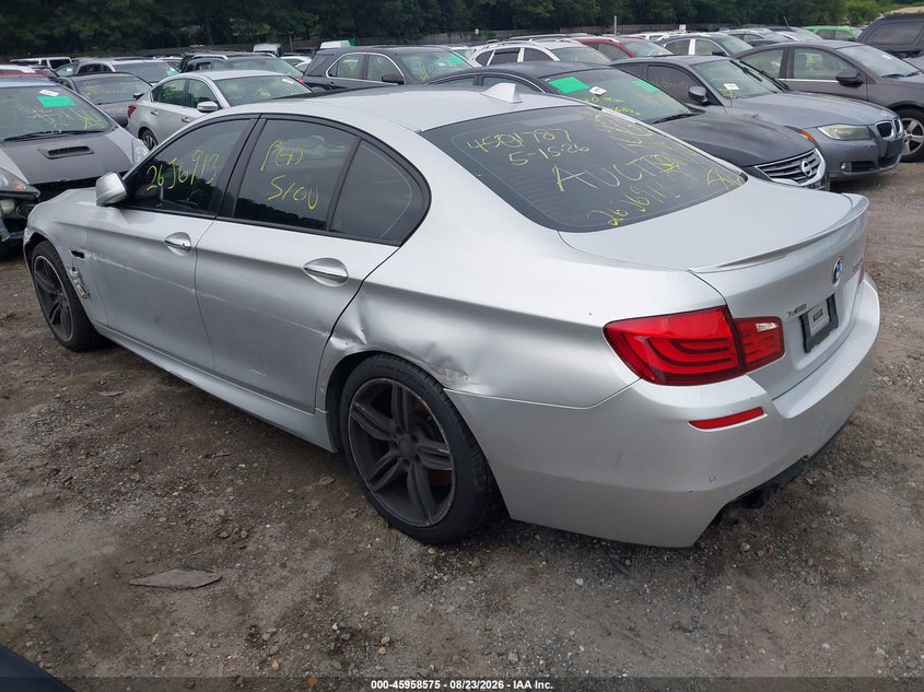 2013 BMW 550I auction photo 3
