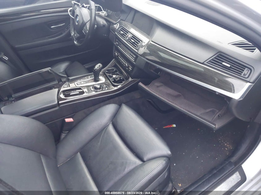2013 BMW 550I auction photo 5