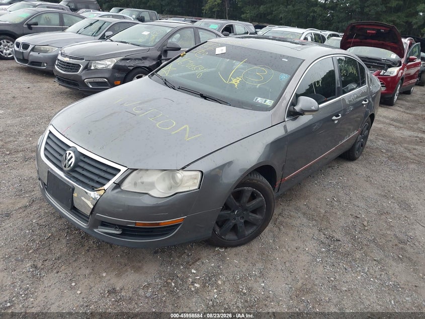 2006 VOLKSWAGEN PASSAT auction photo 2