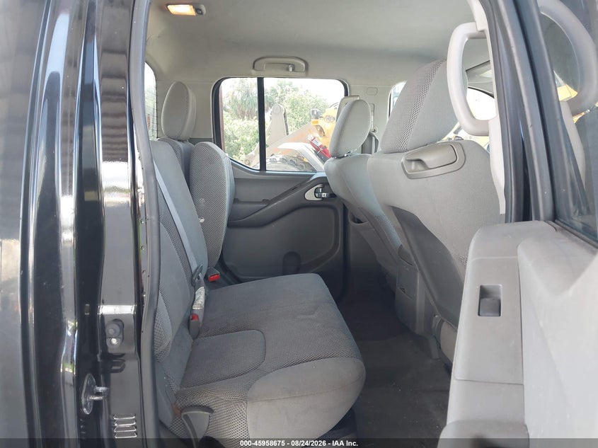 2010 NISSAN FRONTIER auction photo 8