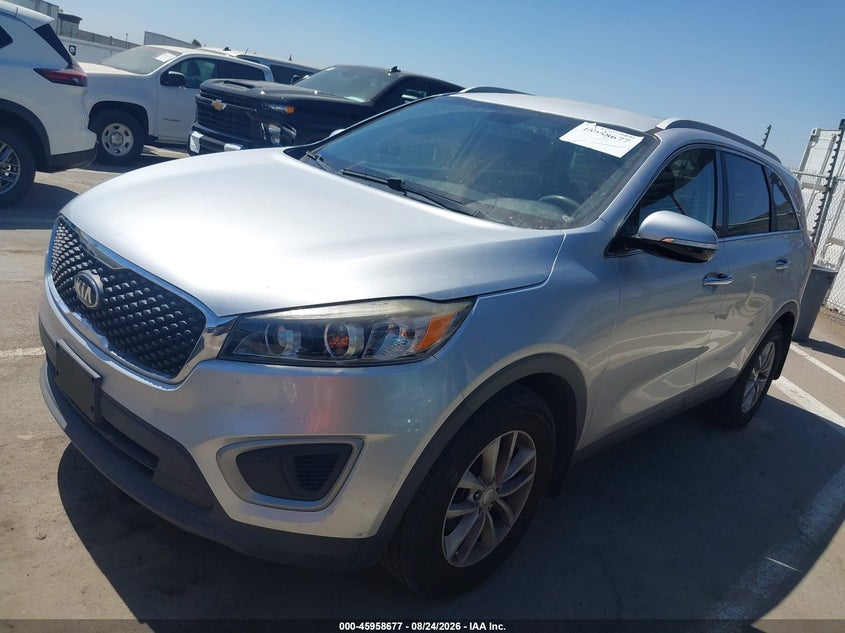 2018 Kia Sorento, Обычный износ, IAAI, VIN 5XYPG4A32JG348565 — фото 2