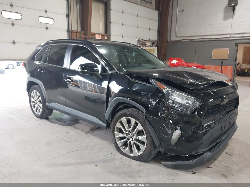 2019 TOYOTA RAV4 auction photo 1
