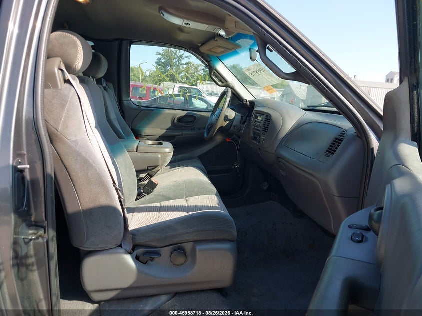2002 FORD F-150 PICKUP 4.6L V-8 REGULAR , 231HP