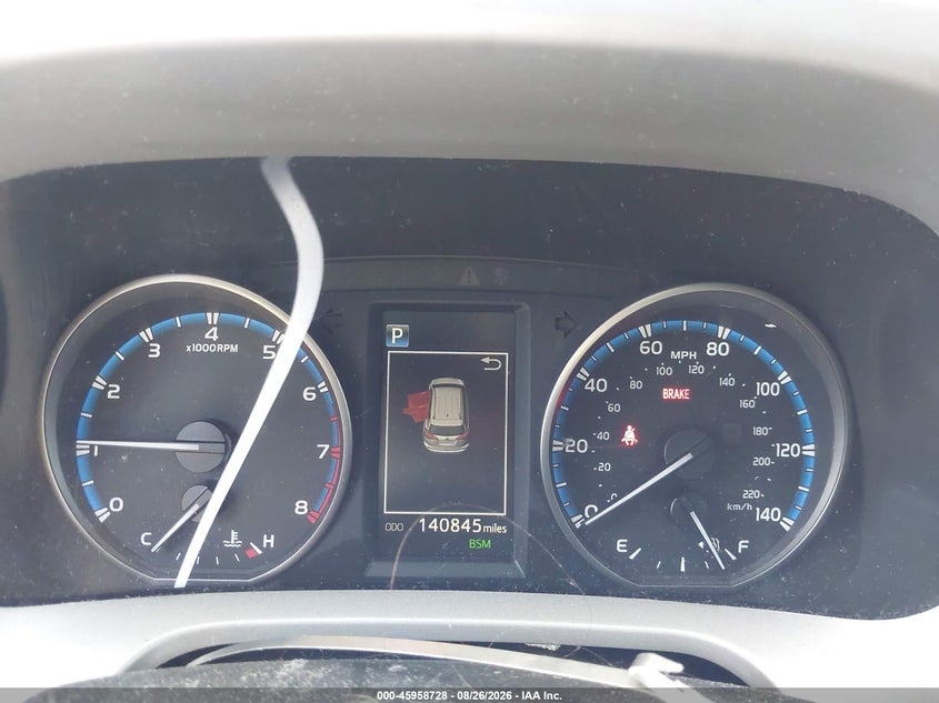 2018 TOYOTA RAV4 auction photo 7