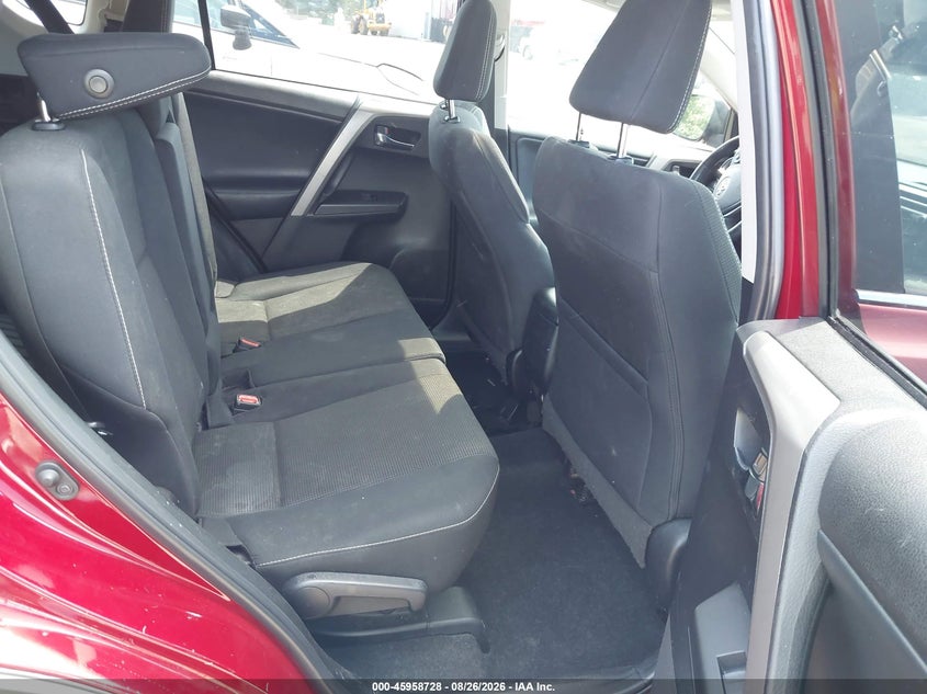 2018 TOYOTA RAV4 auction photo 8