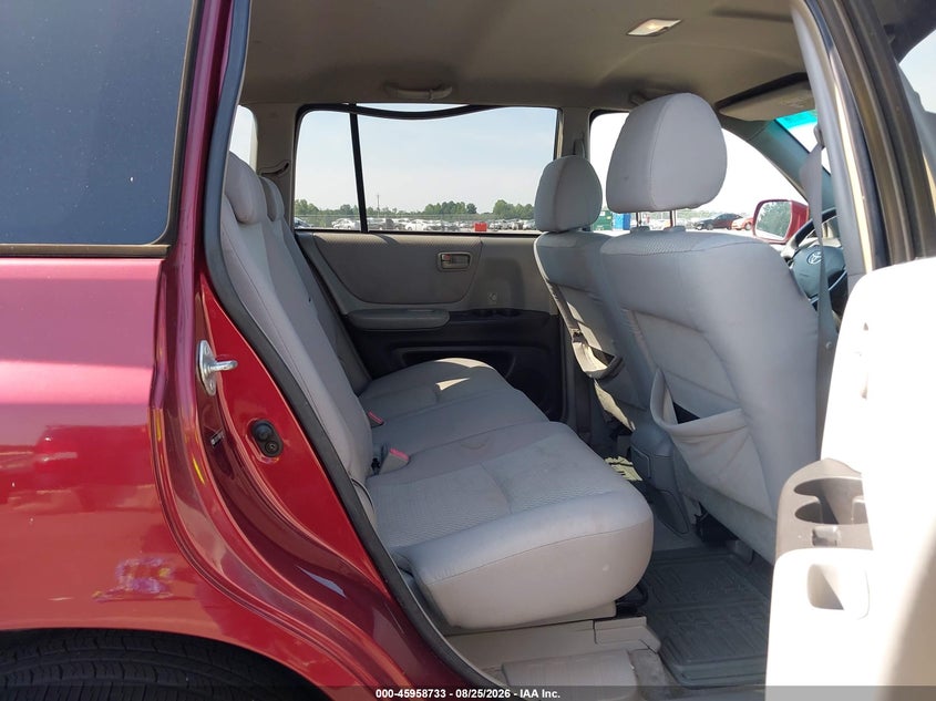 2005 TOYOTA HIGHLANDER auction photo 8