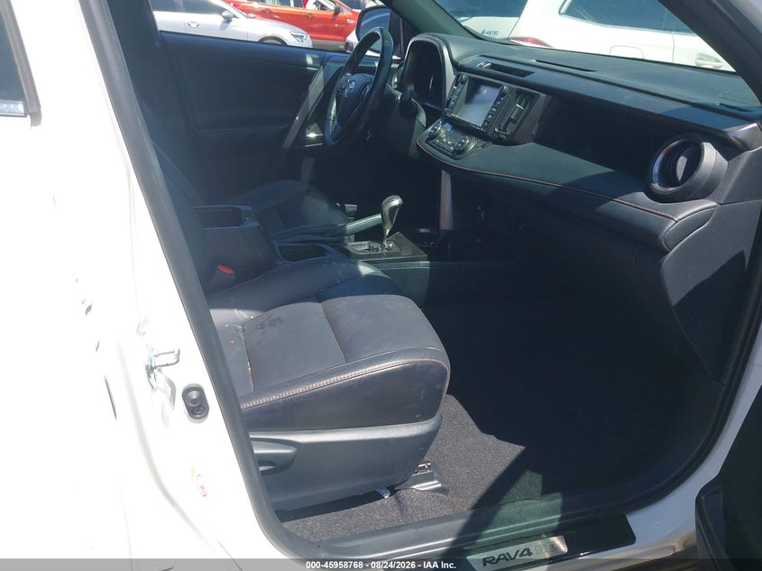2018 TOYOTA RAV4 HYBRID auction photo 5