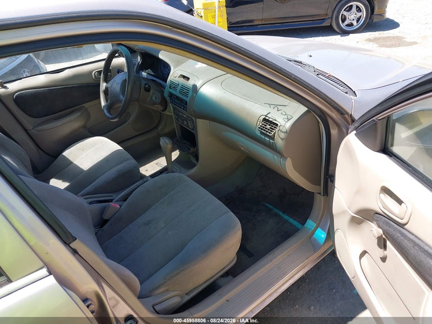 2001 TOYOTA COROLLA auction photo 5