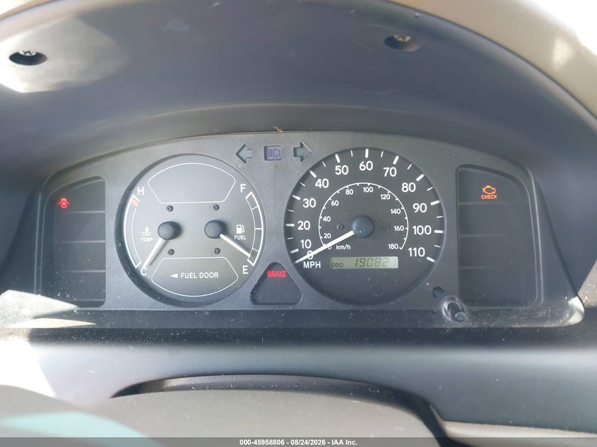 2001 TOYOTA COROLLA auction photo 7