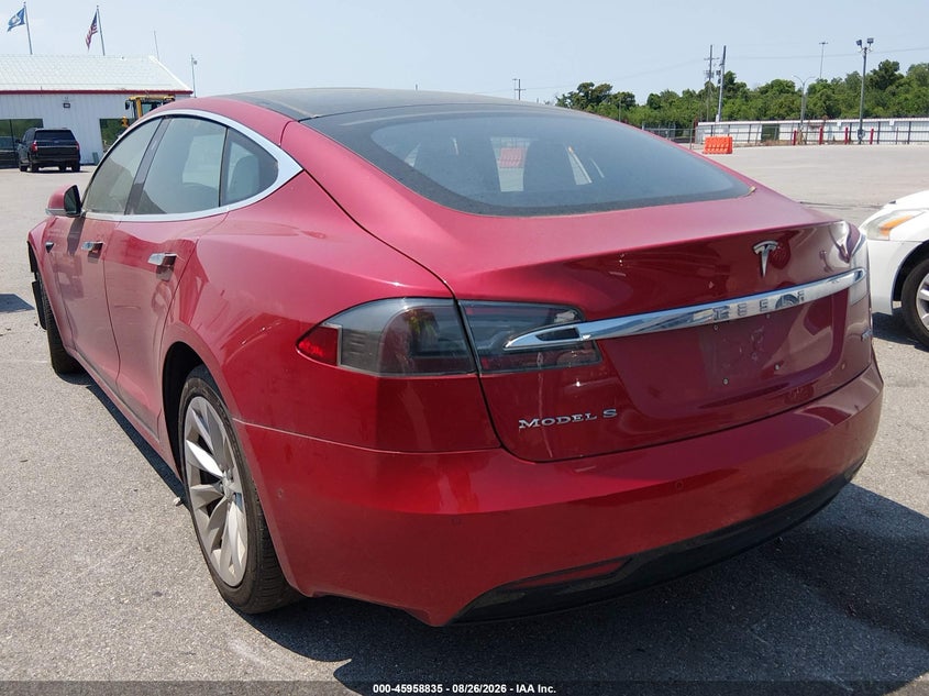 Vin: 5yjsa1e2xhf215372, lot: 46458054, tesla model s 100d/60d/75d/90d/p100d 20173