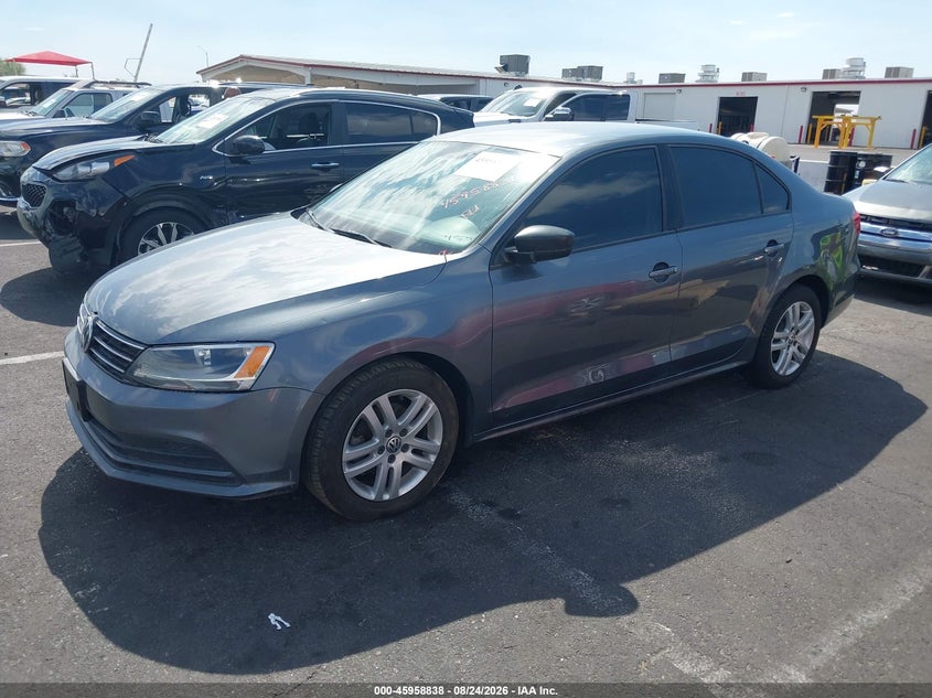 2015 VOLKSWAGEN JETTA auction photo 2